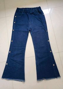 Stylish Flared Jeans with Button Detail