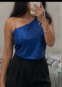 Sparkling chain strap top