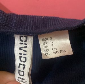 Navy Blue Ribbed Cropped Top