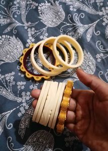 Elegant Bangle Set