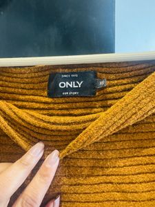 Stylish Brown Knit Sweater