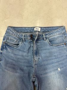 Women's Blue Straight Cut Jeans