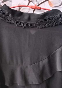 Elegant Black Lace Trim Tunic Top