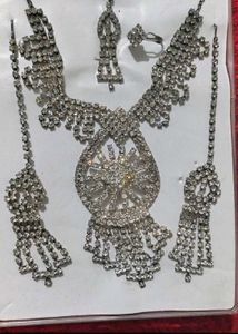 Sparkling Rhinestone Jewelry Set