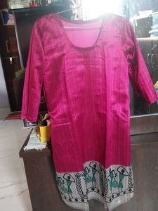 Stylish Pink Kurta with Folk Art Border