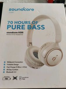 sealed box Soundcore H30i Wireless Headphon
