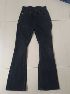 black boot cut jeans