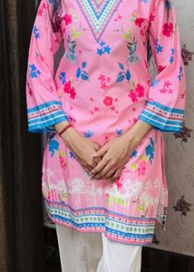 Beautiful Pink Floral Print Kurta
