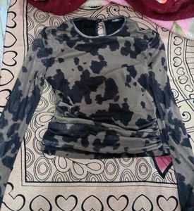 Stylish Tie-Dye Long Sleeve Top