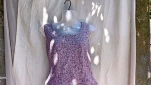 I. Elegant Lace Sleeveless Top