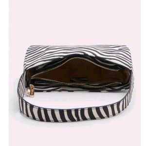Iykyk Edge Black And White Striped Handbag