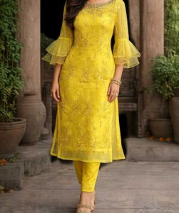 yellow kurta seta with dupatta