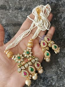 Elegant Pearl Necklace and Earrings Set