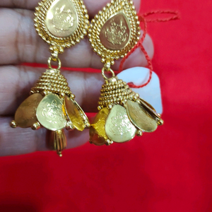 gold polish earing