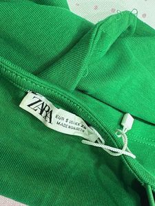 Zara Spaghetti Crop Top -  Size S