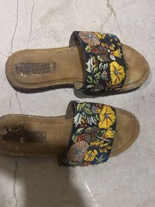 Embroidered Floral Slide Sandals
