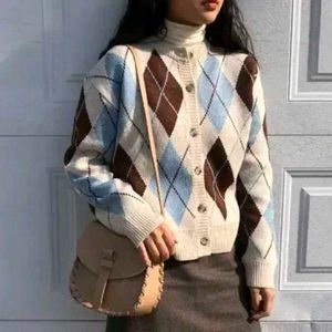 Argyle Beige Light Academia Knit Cardigan