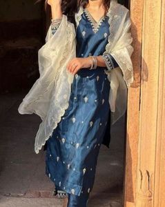 Elegant Teal Embroidered Kurti Set