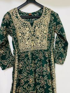 Elegant Green Embellished Kurta Set