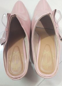 Brand new Heels For Girls