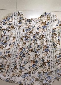 Floral Print Lace Trim Tunic Top
