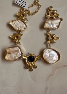 Baroque pearl modern design necklace