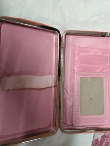 Black Pink Is Beautiful Hand Bag🖤🩷