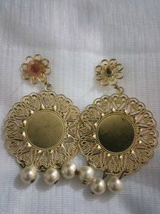 Golden Pearl Earrings