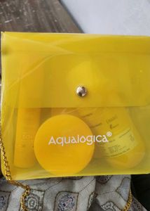 Aqualogica Glow Kit