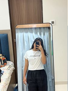Graphic Print Cropped T-Shirt
