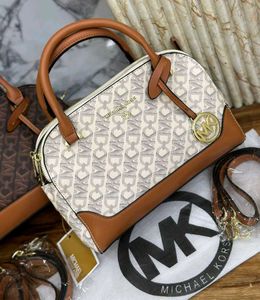 LATEST MICHAEL KORS PREMIUM SLING @SALE