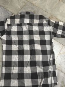 Unisex Checked Long Sleeve Shirt