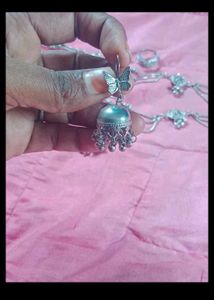 Festive Gold Tone Rhinestone Jewelry