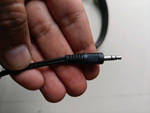 Leaf Rock Wired Headphones with Deep Bass