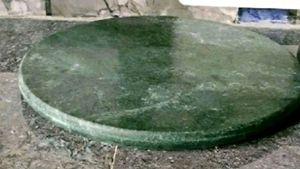 Marble Chakla 10 Inches