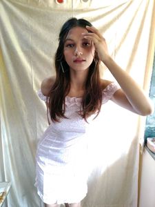 Pretty  offshoulder dress