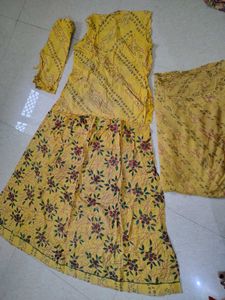 rajputi suit
