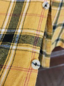 Fubs yellow men Shirt