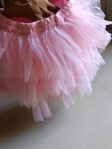 Chic Pink Tulle Layered Skirt