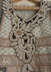 very Beautiful Gown it's new