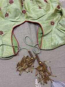 Beautiful Embroidered Lehenga Choli Set