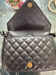 Stylish Quilted Handbag