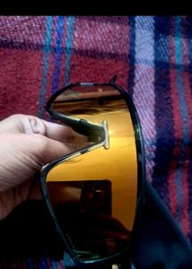 Oakley model 0009465 Sunglasses