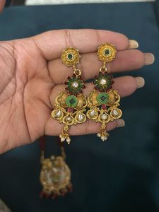 Traditional Indian Necklace &amp; Earring Set