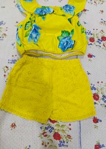 Cute Yellow Floral Crop Top &amp; Shorts Set