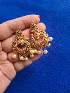 chandbali with stones and pearls