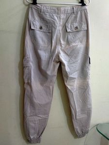 ZARA Women's Cargo jogger pants.