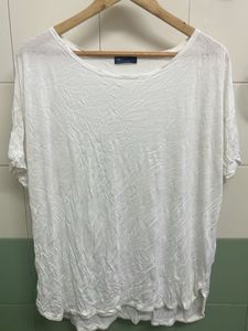 GAP White Basic T-Shirt