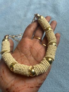 Neckpiece