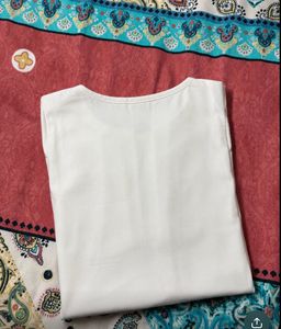 Floral Embroidered Kurta